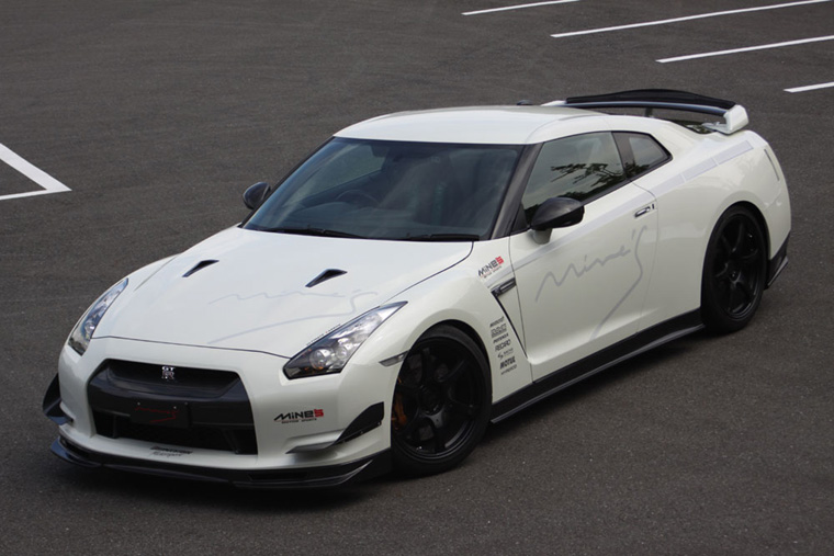 2009 Nissan skyline and mine's #3