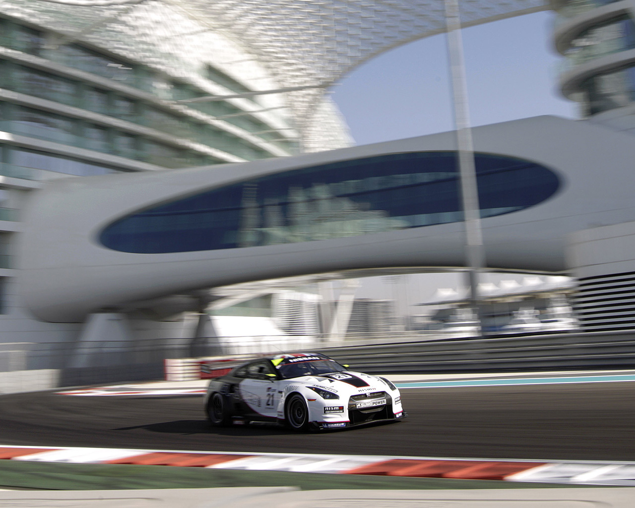 Sumo Power GT Nissan GT-R Desktop Wallpaper