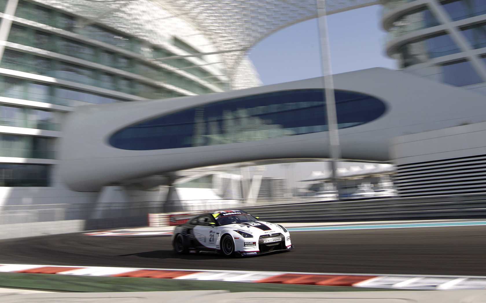 Sumo Power GT Nissan GT-R Desktop Wallpaper