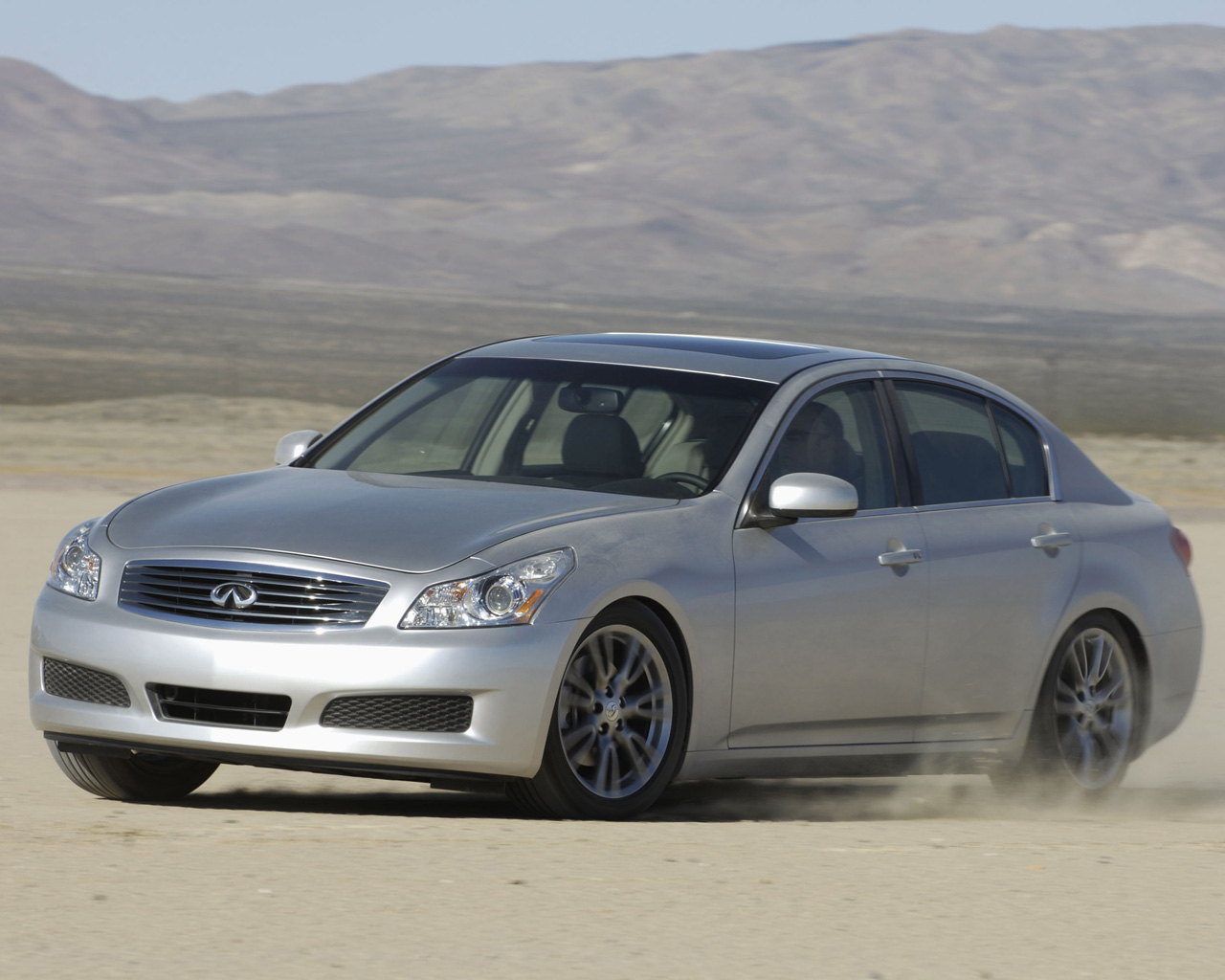 2007 - 2008 Infiniti G35 Sedan Desktop Wallpaper