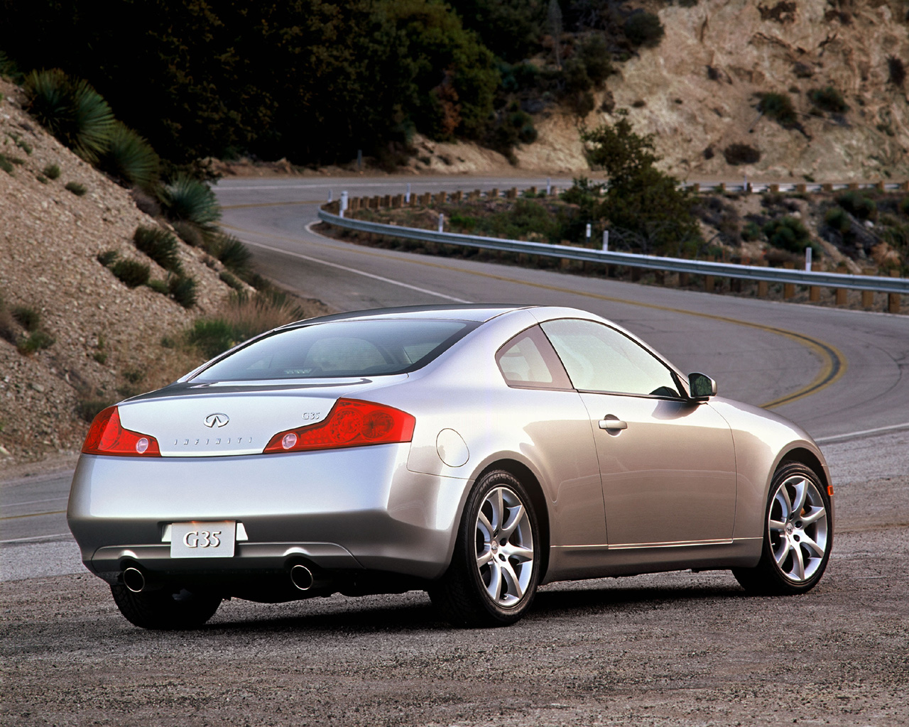 2003 - 2004 Infiniti G35 Coupe Desktop Wallpaper