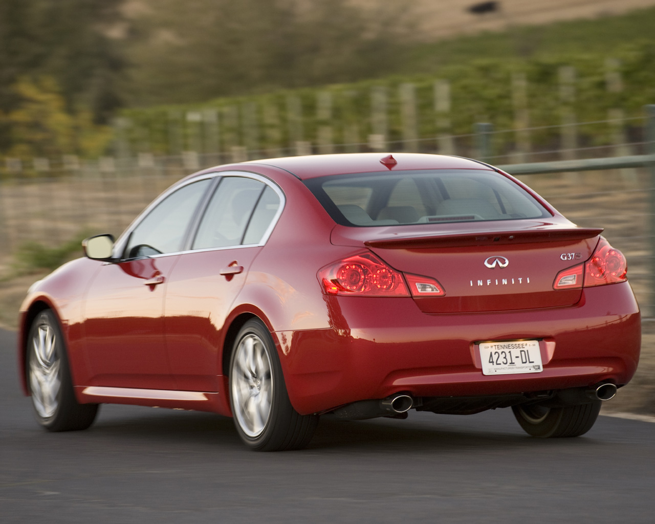 2009 - 2011 Infiniti G37S Sedan Desktop Wallpaper