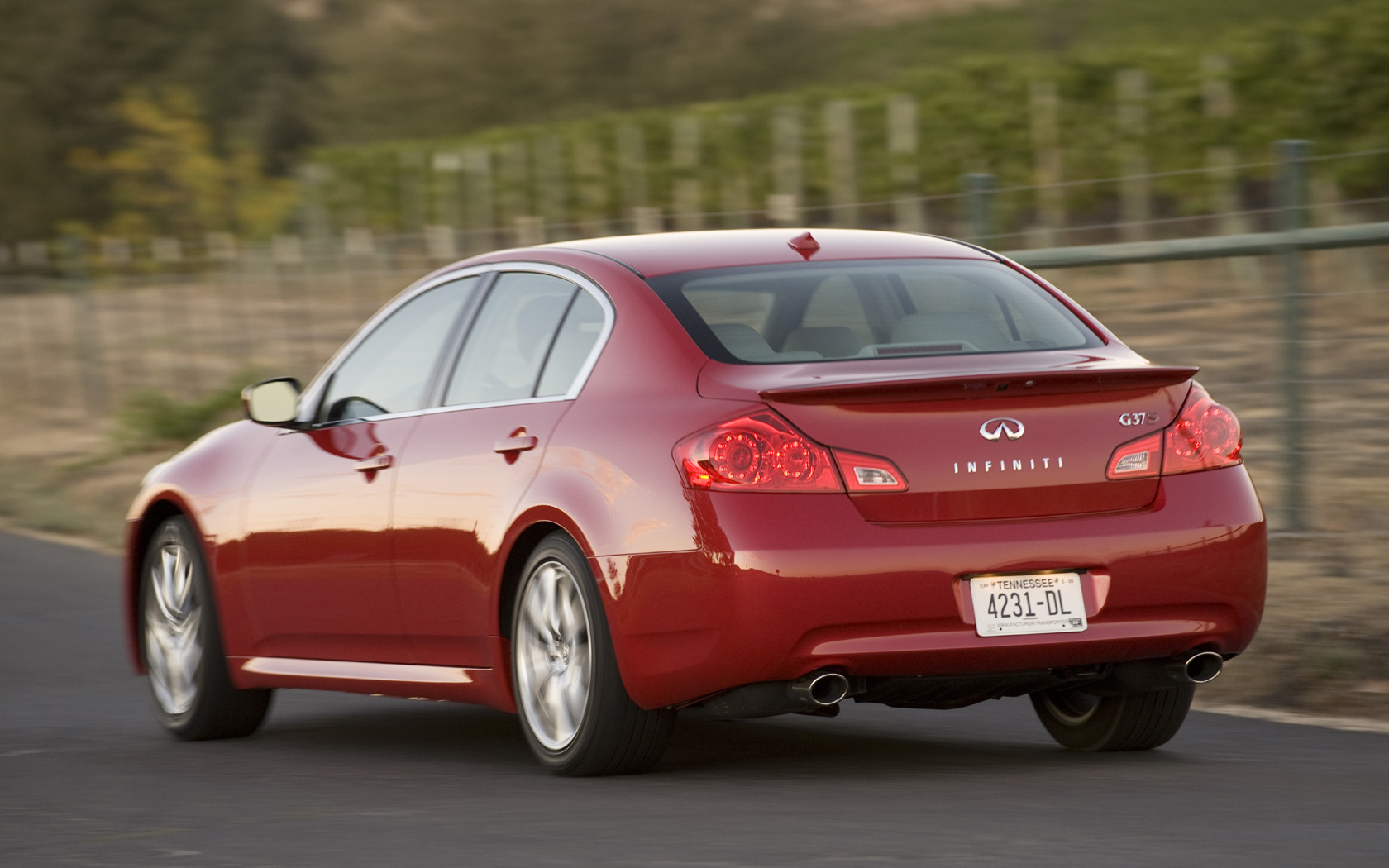 2009 - 2011 Infiniti G37S Sedan Desktop Wallpaper