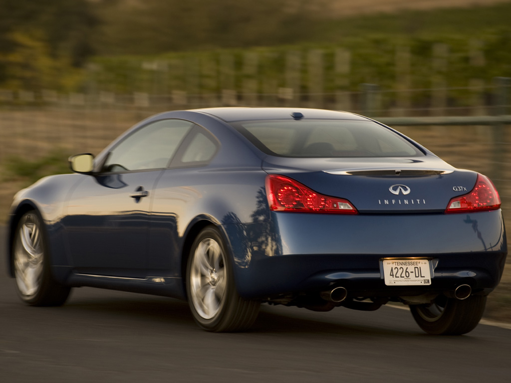 2008 - 2011 Infiniti G37x Coupe Desktop Wallpaper