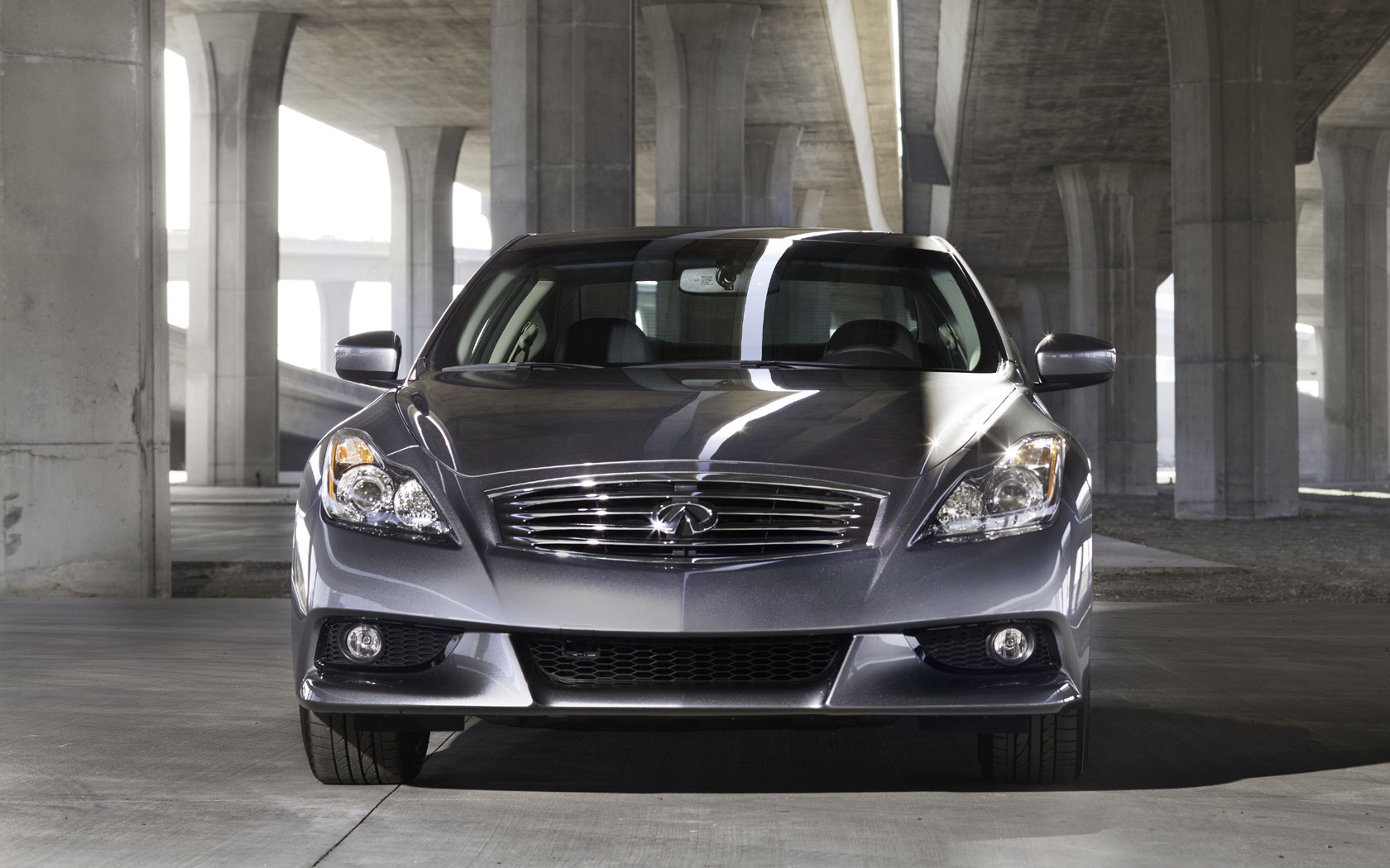 2011 Infiniti G37 IPL Coupe Desktop Wallpaper