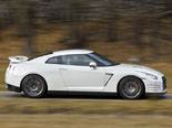 2011 Nissan GT-R Wallpaper