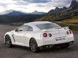 2011 Nissan GT-R Wallpaper