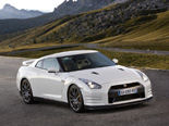 2011 Nissan GT-R Wallpaper