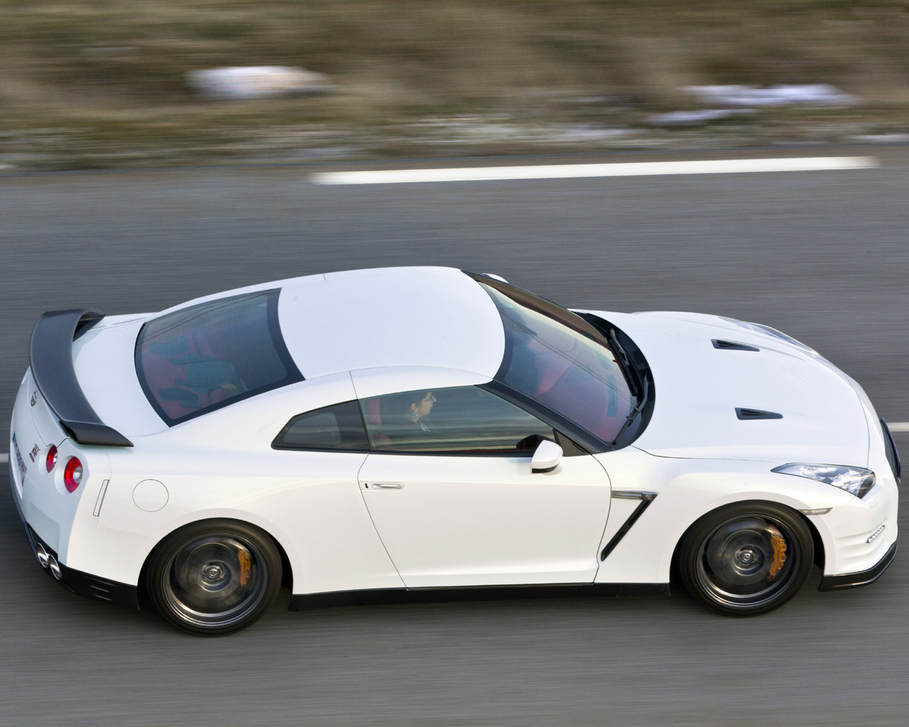 2011 Nissan GT-R EGOIST Desktop Wallpaper