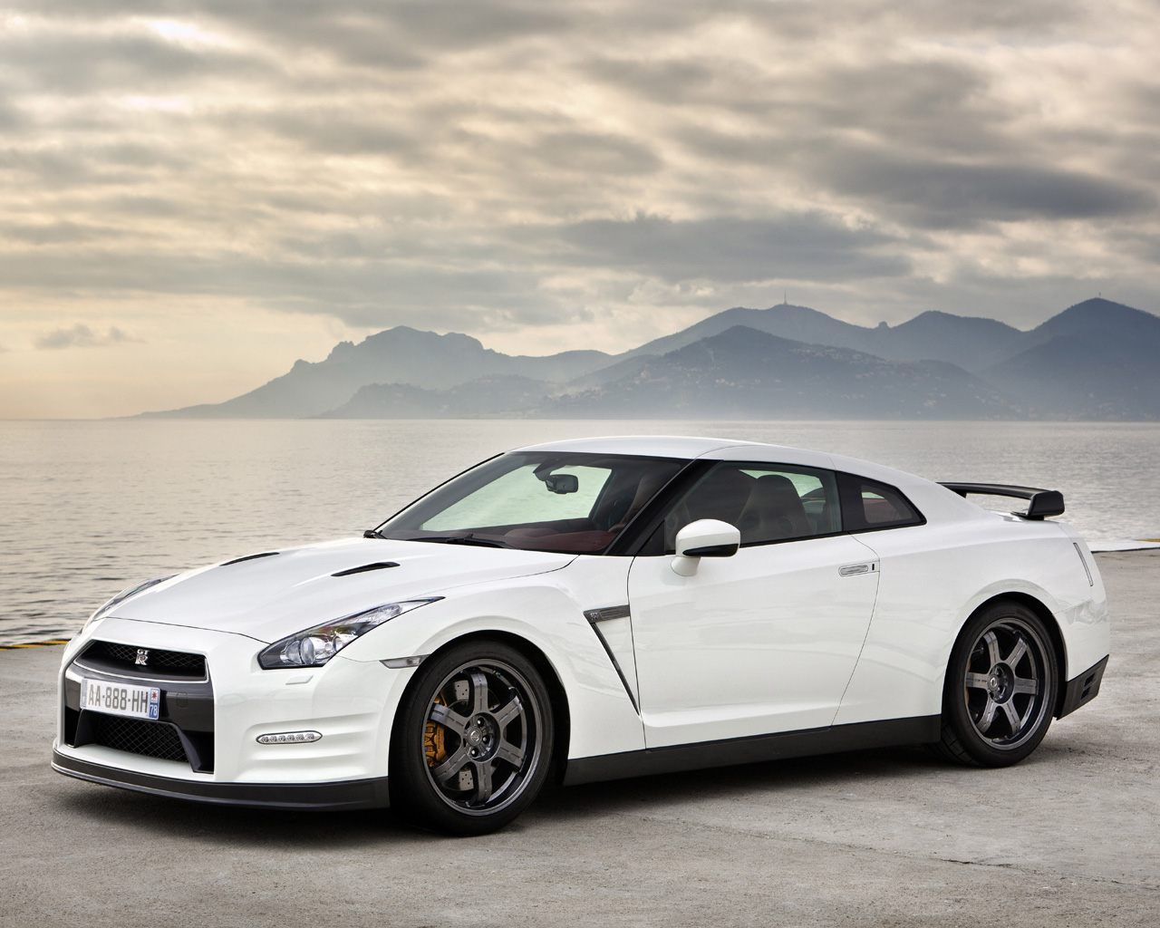 2011 Nissan GT-R EGOIST Desktop Wallpaper