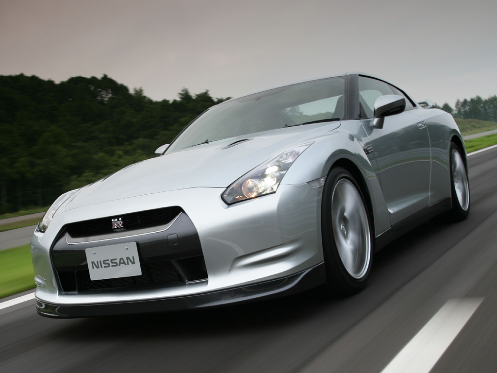 2007 - 2010 Nissan GT-R Desktop Wallpaper