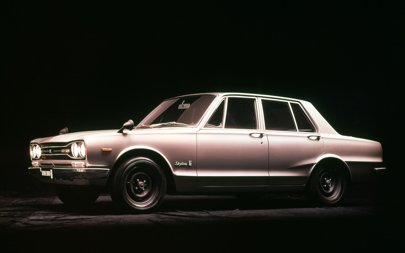 1969 PGC10 Nissan Skyline GT-R Desktop Wallpaper