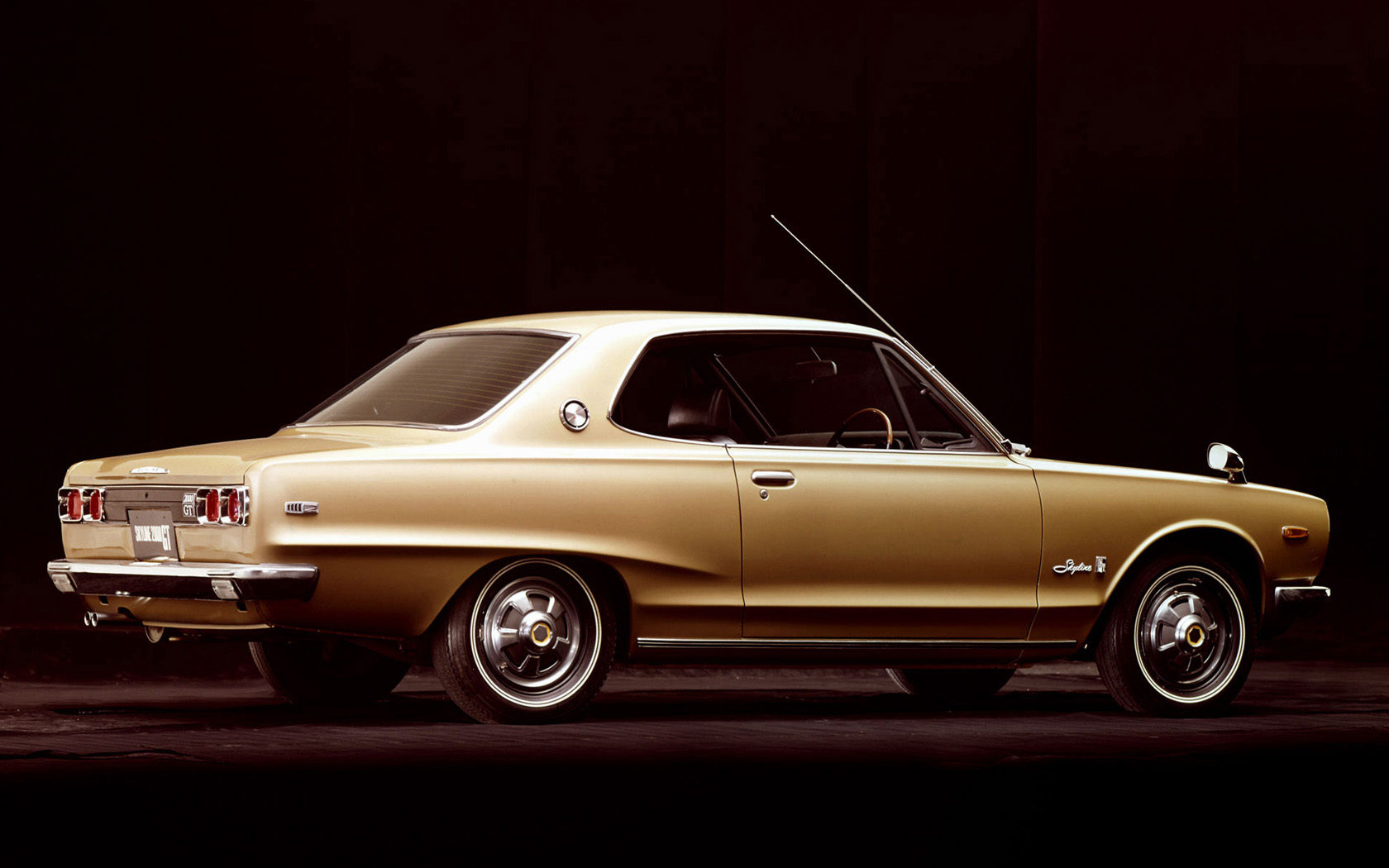 1970 C10 Nissan Skyline 2000 GT Desktop Wallpaper