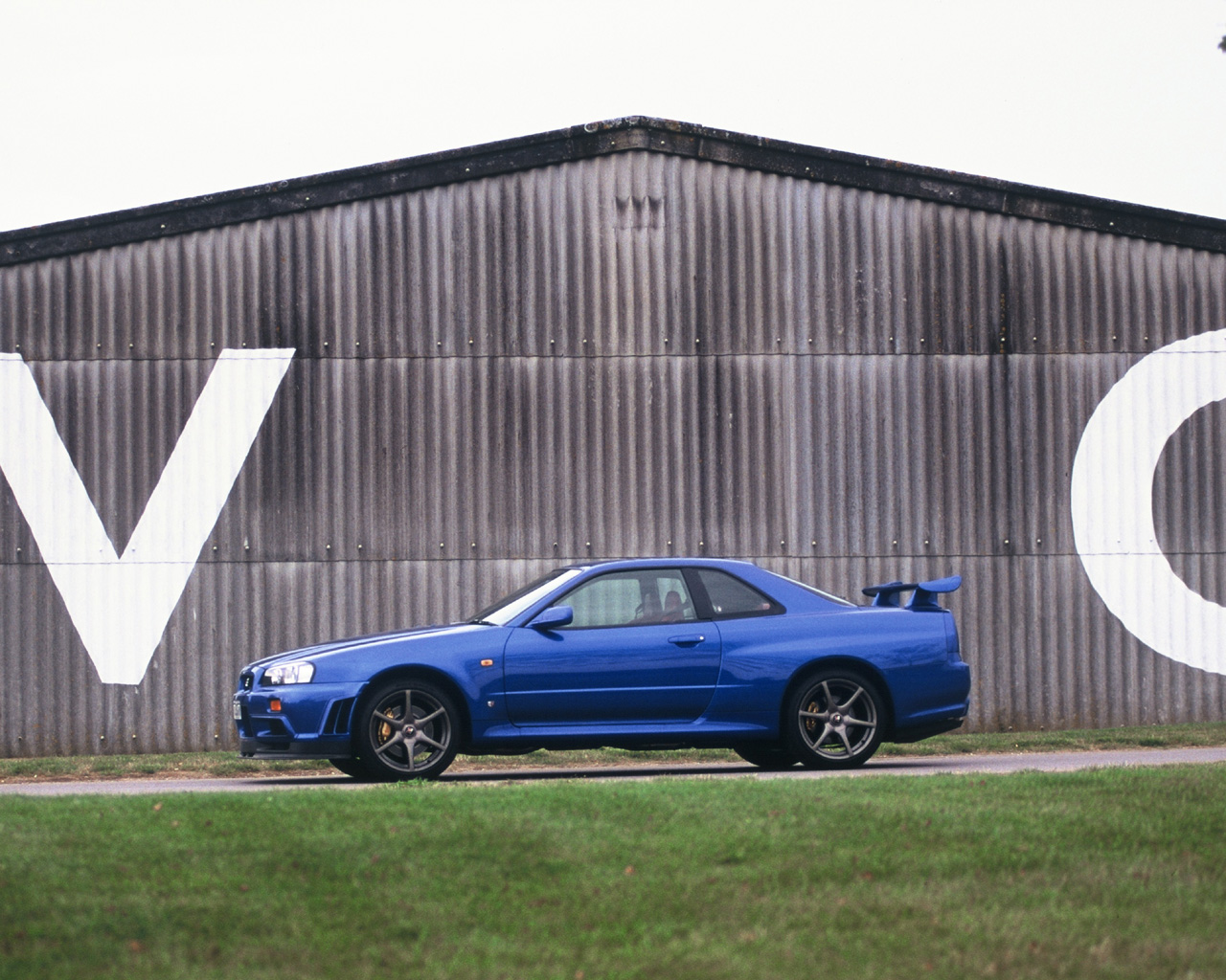 R34 Nissan Skyline GTR Desktop Wallpaper