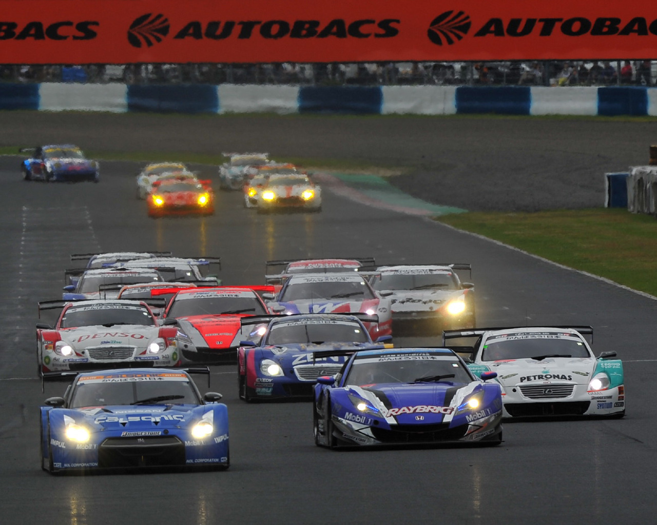 Nissan GT-R Race Scene Desktop Wallpaper