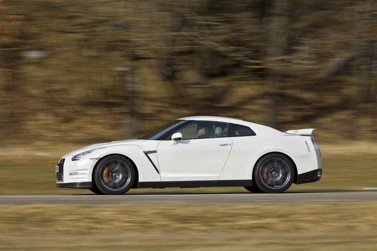 2011 Nissan GT-R - Picture / Pic / Image